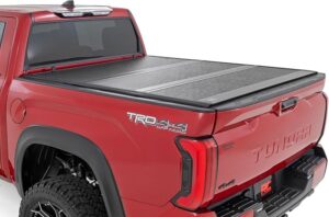 1. Rough Country Hard Tri-Fold Tonneau Cover for Toyota Tundra